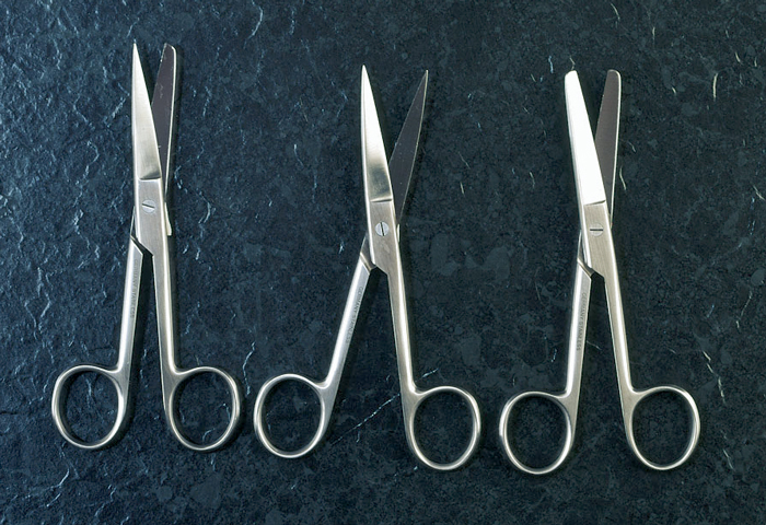 Chirurgické nůžky rovné, hrotnaté, délka 14,5 cm